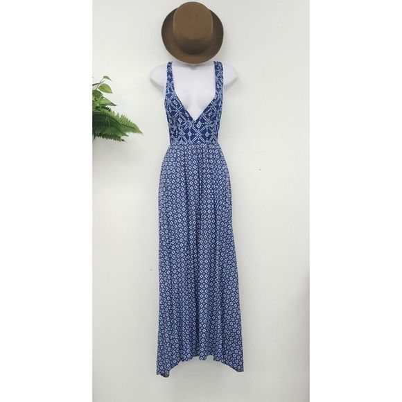 Lulu's Coastal Composure Maxi Dress Size Small - Picture 2 of 15